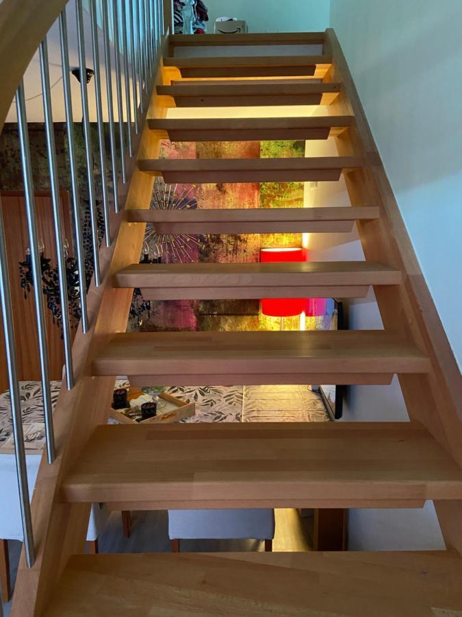 Ferienwohnung Hoch Hamburg, ein Traum unterm Dach Geesthacht Exterior foto