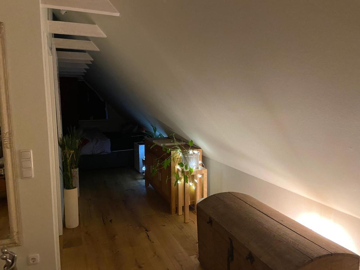 Ferienwohnung Hoch Hamburg, ein Traum unterm Dach Geesthacht Exterior foto
